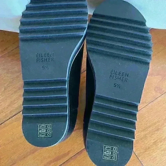 Eileen Fisher Caddy Black Embossed Size 5.5.BRAND NEW (Save $70.00) - Picture 8 of 9